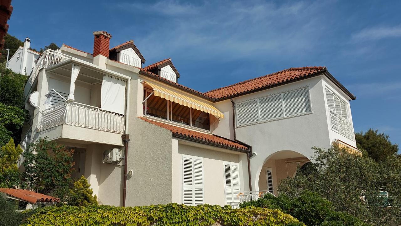 Apartment Marietta Tribalj 外观 照片